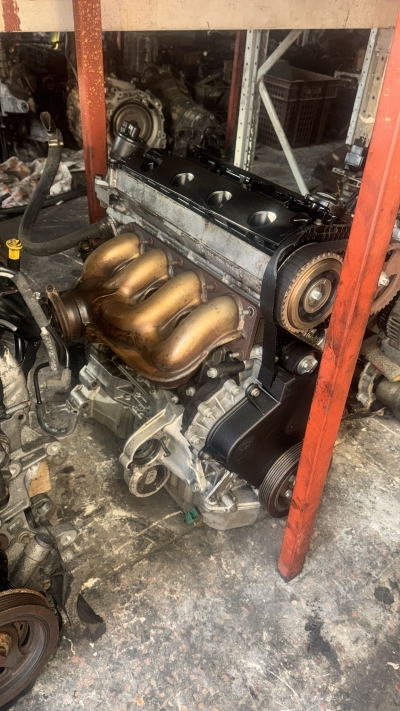 PEUGEOT 206 2.0 GT ÇIKMA TEMİZ MOTOR